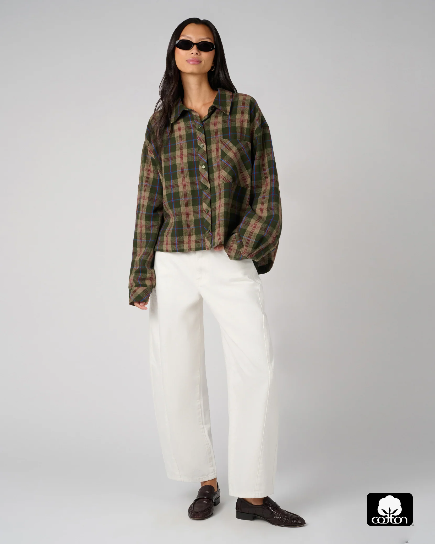 Mid Rise Barrel Jeans - Image 4